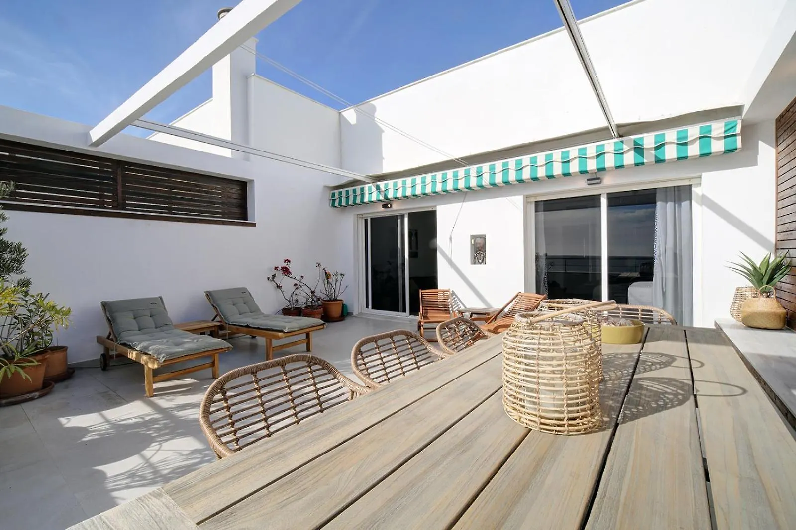 Apartment Ferienwohnung Jacaranda - Big Terrace & Swimming Pool Estepona Spanien